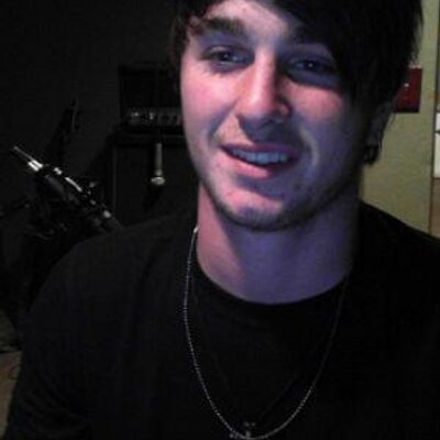 Profile Picture of Ricky Moore (@RikkiMurre) on Twitter