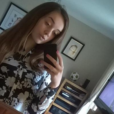 Profile Picture of Alice Barlow (@13aliceb) on Twitter