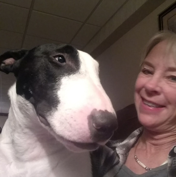 Profile Picture of Bliss Frontz (@frontzy) on Poshmark