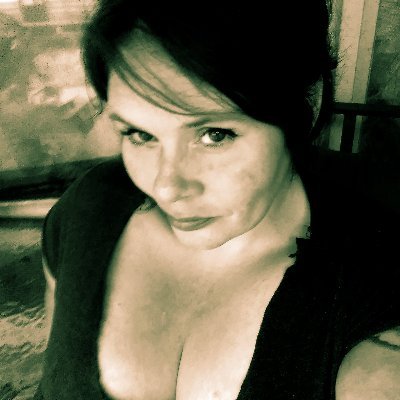 Profile Picture of Jenny Ferrell (@JennyFerrell9) on Twitter