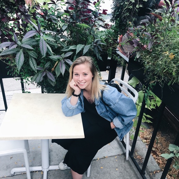 Profile Picture of Tori Prestel (@tpret) on Poshmark