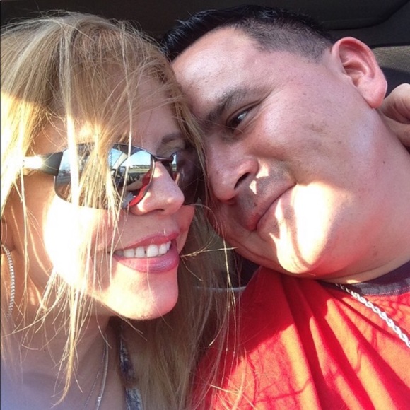 Profile Picture of Luz Velasquez (@yanet806) on Poshmark