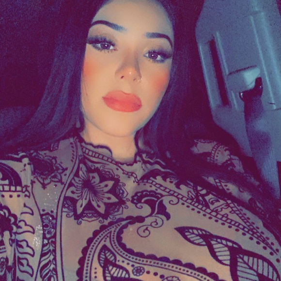 Profile Picture of Nalim Azul (@nalimazul) on Poshmark