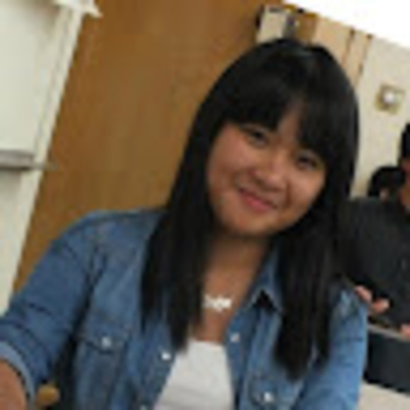 Profile Picture of Trang Nguyen (@trangcp12) on Poshmark