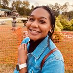 Profile Picture of Ashley Russell (@ashnicruss) on Instagram