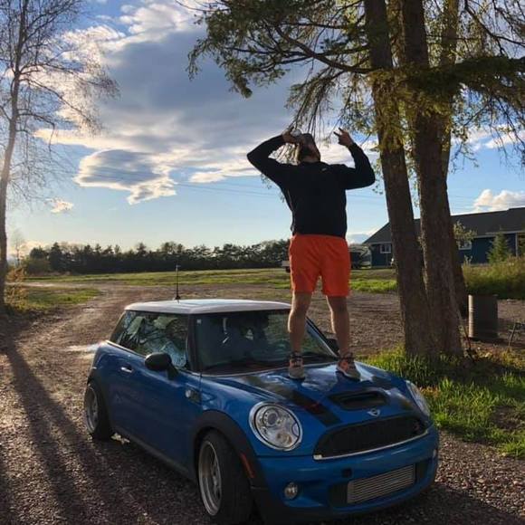 Profile Picture of Josh Legassey (@bballjosh32) on Poshmark