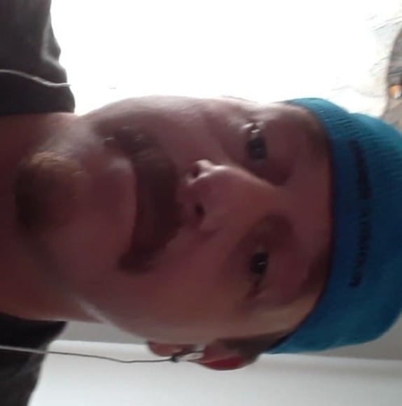 Profile Picture of Robert Stephens (@robeclipse52) on Poshmark