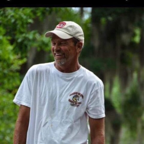 Profile Picture of Jerry Gilbert (@bull31012) on Poshmark