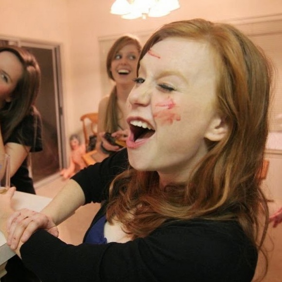 Kelli Haltom - Poshmark Profile Picture of Kelli Haltom (@kellihaltom) on Poshmark