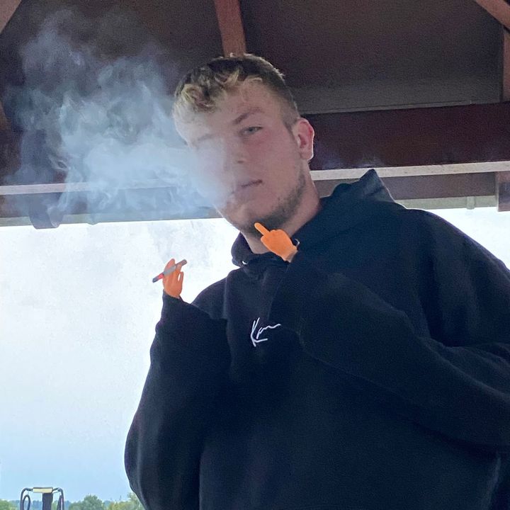 Robin.rdlff - Tiktok Profile Picture of Robin.rdlff (@robin.radloff) on Tiktok