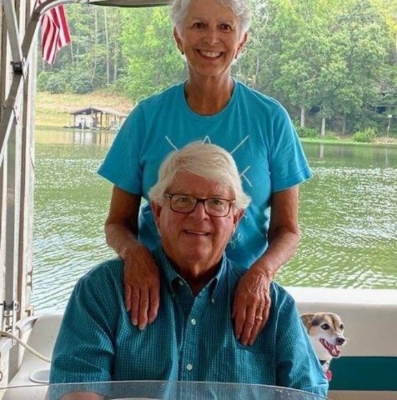 Profile Picture of Robin Rogers (@robinrogers929) on Poshmark