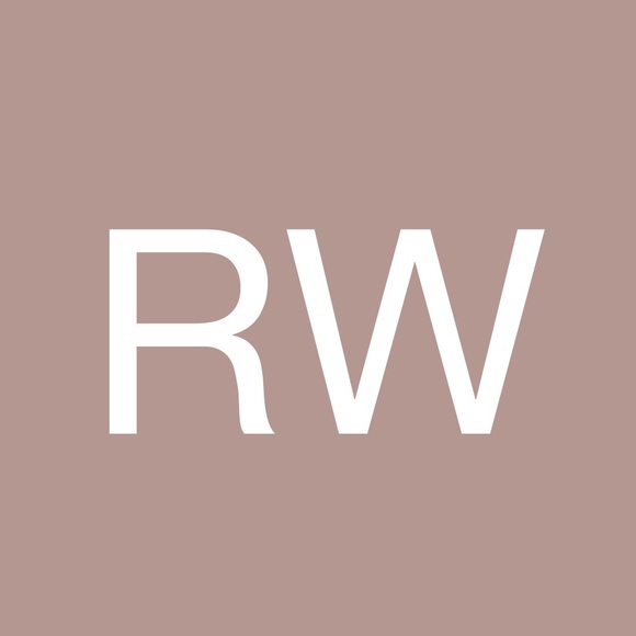 Profile Picture of Rachel Witgen (@rachelrwitgen) on Poshmark