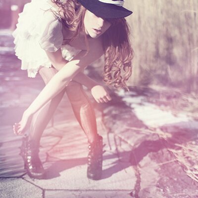 Profile Picture of Jade Marie Bloom (@VintageCitylove) on Twitter