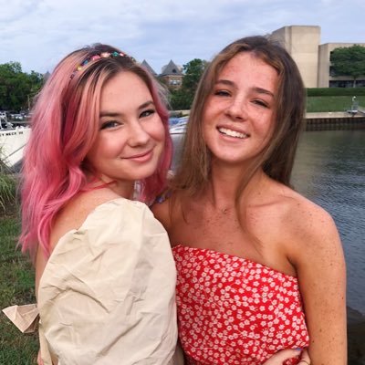 Millie Violet Todd - Twitter Profile Picture of Millie Violet Todd (@millisoarus) on Twitter