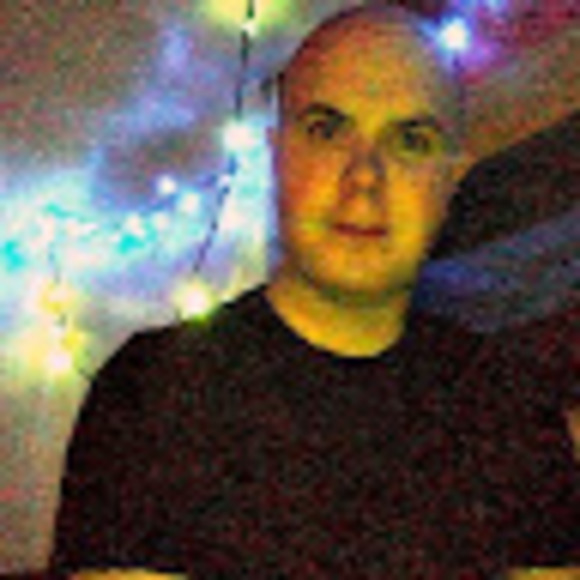 Profile Picture of Lucas Mchugh (@lucaspm4) on Poshmark