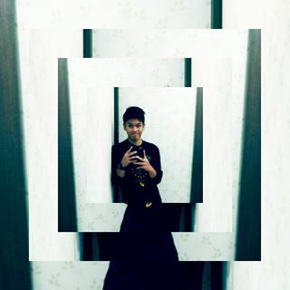 Profile Picture of Stephen Lluz (@steve2784) on Tiktok