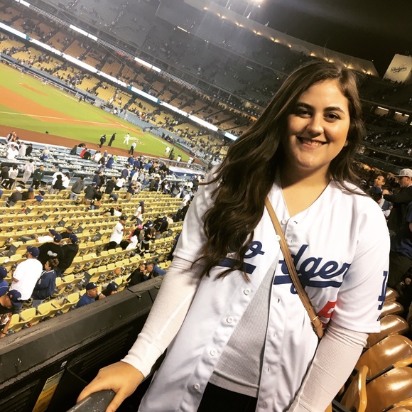 Profile Picture of Virginia Hobbs (@virginia_hobbs) on Poshmark