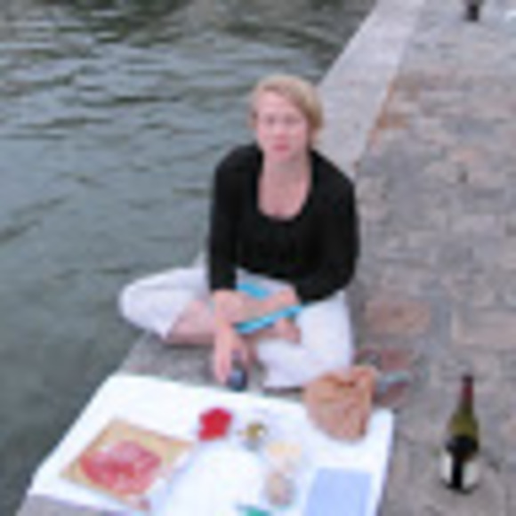 Profile Picture of Andrea desilets Agostino (@dredesilets) on Poshmark