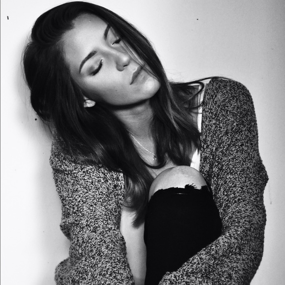 Profile Picture of Shannon Mcpherron (@shanayne) on Poshmark