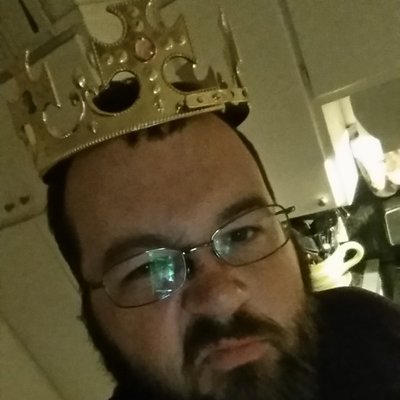 Luke Martinez - Twitter Profile Picture of Luke Martinez (@lukelovescomics) on Twitter