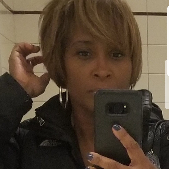 Profile Picture of Carla Hightower-ham (@carlamham) on Poshmark