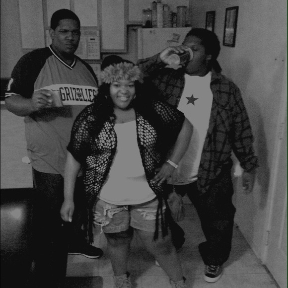 Profile Picture of Joshua Blair (@jkblair92) on Poshmark