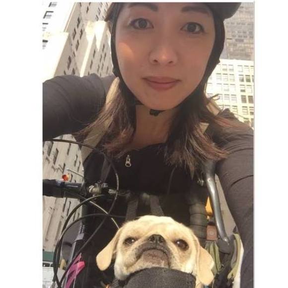 Profile Picture of Jane Hsu (@girdleofs) on Poshmark