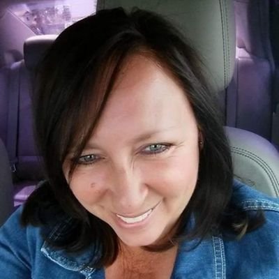 Profile Picture of Kathleen Conner (@buggsbunnybaby) on Twitter