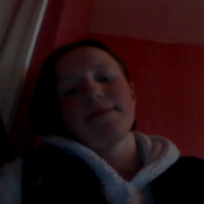 Profile Picture of Chloe Clayborough (@chloeclayboroug) on Twitter