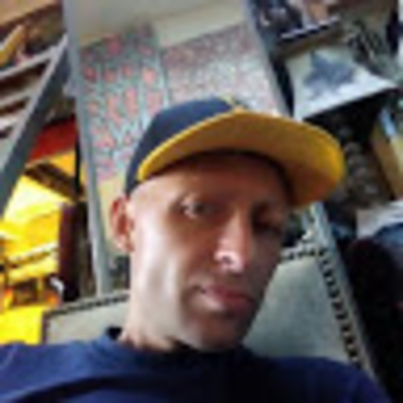 Profile Picture of David marshall Richards (@dmr604) on Poshmark