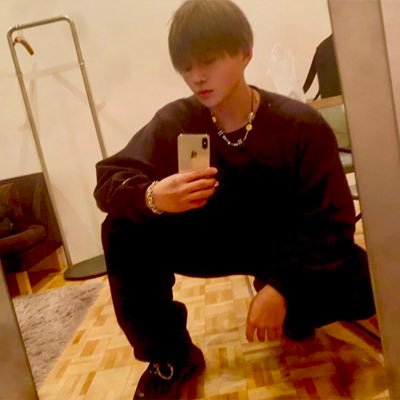 Profile Picture of M＿na* (@6KIETtFwHqw3WxL) on Twitter