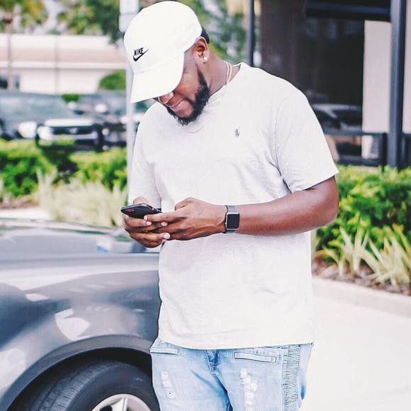 Profile Picture of Corey Mouton (@blacktraxxhd) on Poshmark