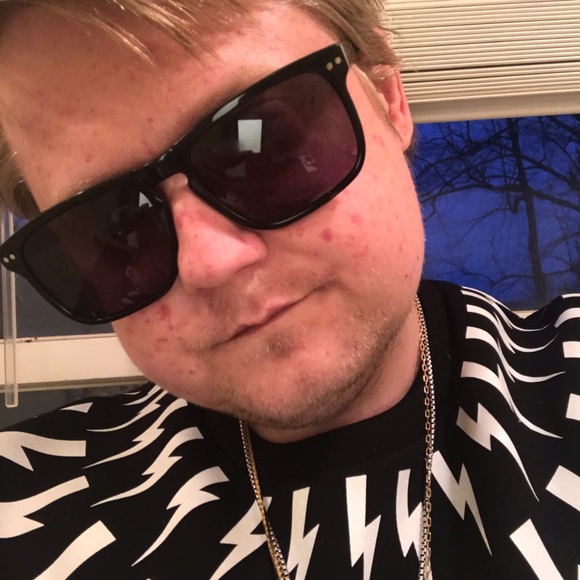 Profile Picture of Jackson Quick (@fastjackal) on Poshmark