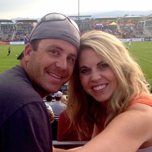 Profile Picture of Tammi Perong (@tammiperong) on Poshmark