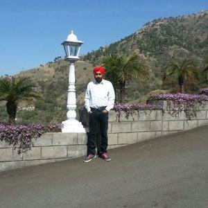 Profile Picture of MANJIT  BHATIA Punoo (@PPunoo) on Twitter