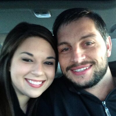 Profile Picture of Emily Calvert (@emilyawoodard) on Twitter