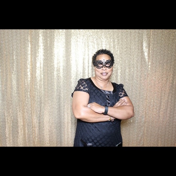 Profile Picture of Cassandra Sylvester (@sandycaine) on Poshmark