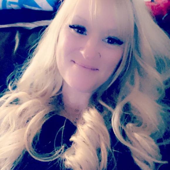 Profile Picture of Jocelyn Newton (@jocemacd9) on Poshmark