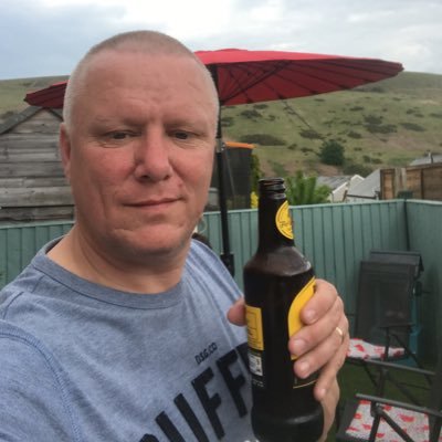 Profile Picture of richard roberts (@richardrobertsw) on Twitter