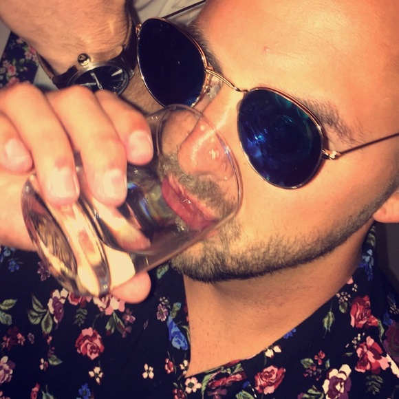 Profile Picture of Joseph Geiger (@jgeiger939393) on Poshmark