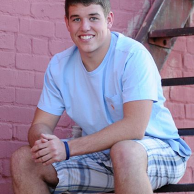 Profile Picture of Reid Morrison (@ReidMorrison33) on Twitter