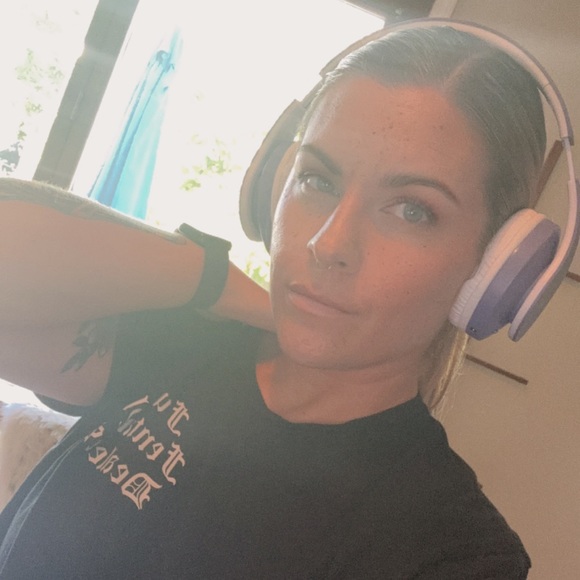 Raquel Codalata - Poshmark Profile Picture of Raquel Codalata (@raquelcodalata) on Poshmark