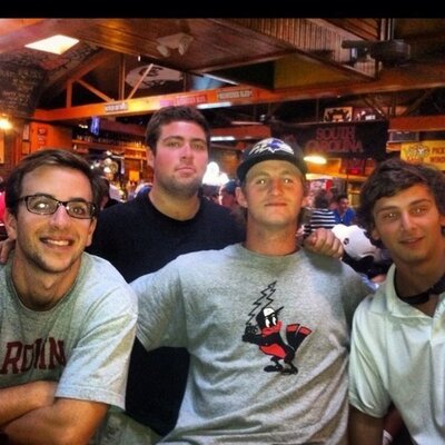 Profile Picture of Snake Ulman (@Jake_InTheGrass) on Twitter