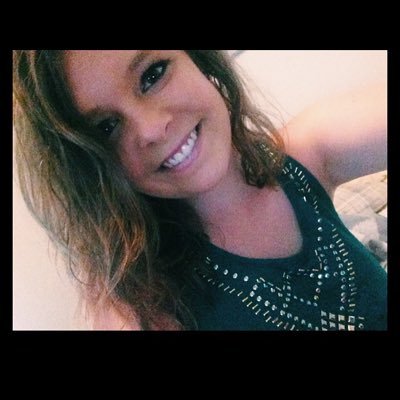 Profile Picture of Kelly Anne Weber (@KellyWeber17) on Twitter