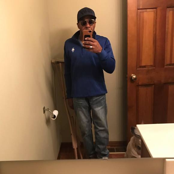 Profile Picture of Carl Beck-el (@carlbeck62) on Poshmark