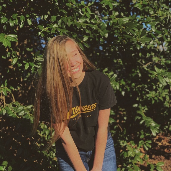 Profile Picture of Julia Carlone (@juliacarlone) on Poshmark