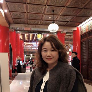 Profile Picture of Yifen Chen (@yifen.chen.9404) on Facebook