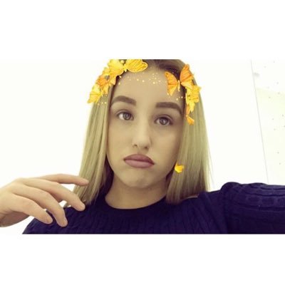 Profile Picture of Alice Carpenter (@alicecarpenterr) on Twitter