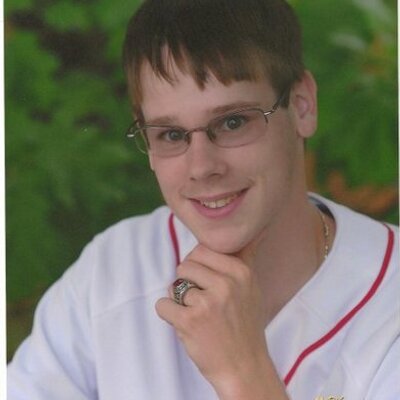 Profile Picture of Alex Houle (@redsoxraysfan99) on Twitter