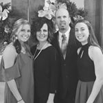 Profile Picture of Julie Fischer (@julie.fischer) on Instagram